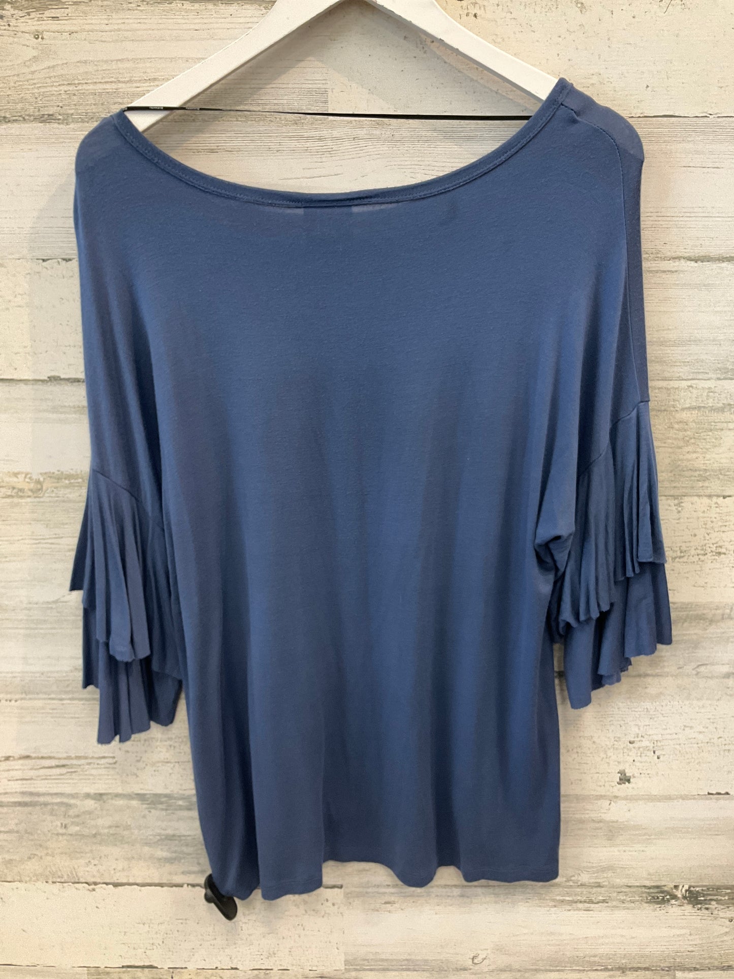 Top 3/4 Sleeve By Bobeau In Blue, Size: L