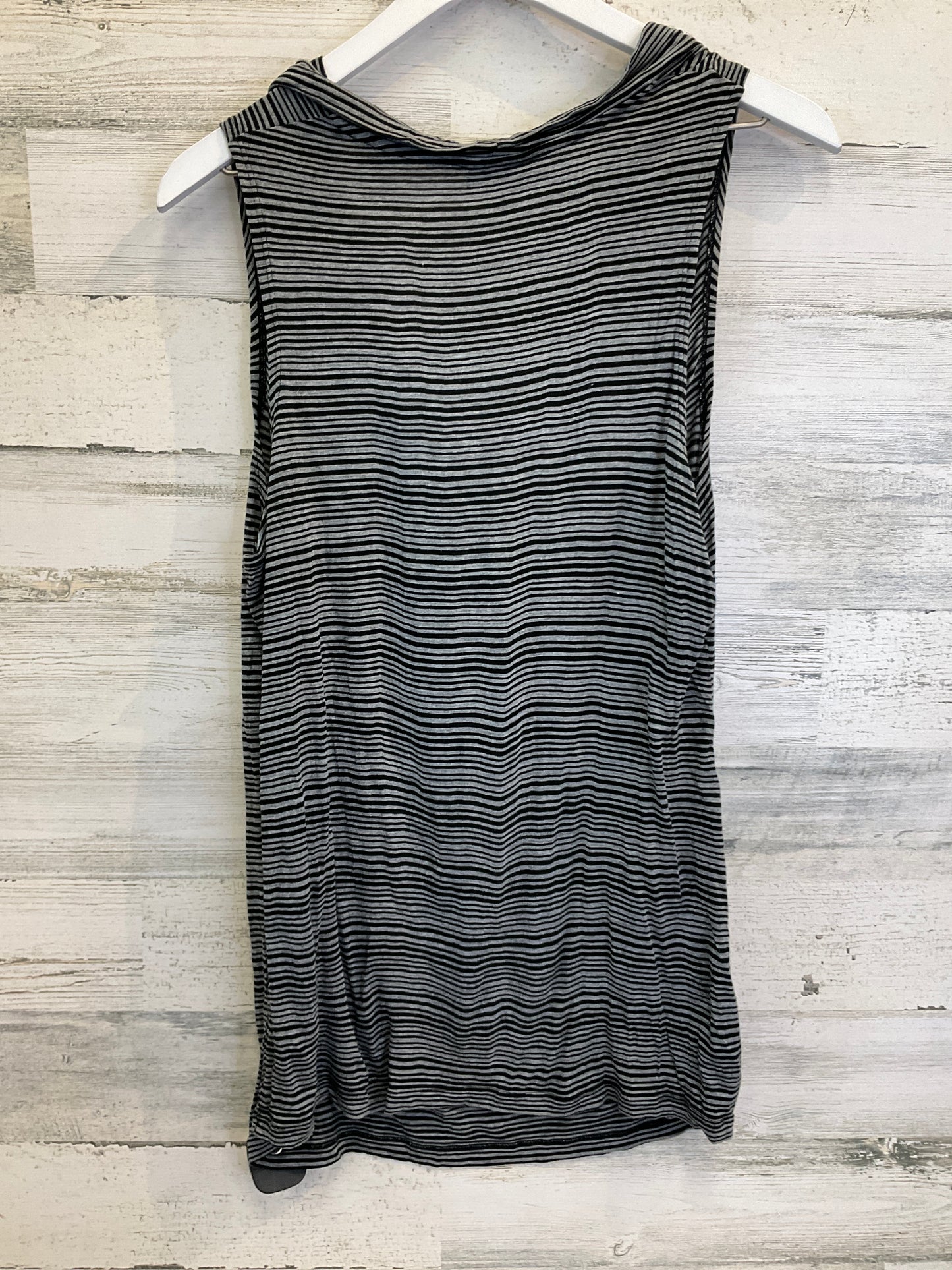 Top Sleeveless By Mossimo In Black & Grey, Size: Xl