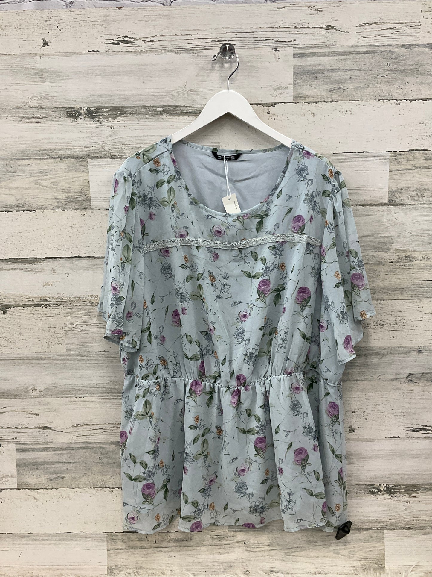 Top Short Sleeve By Clothes Mentor In Floral Print, Size: 4x