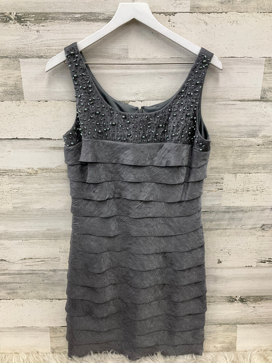 Dress Party Midi By Jessica Howard In Silver, Size: 12