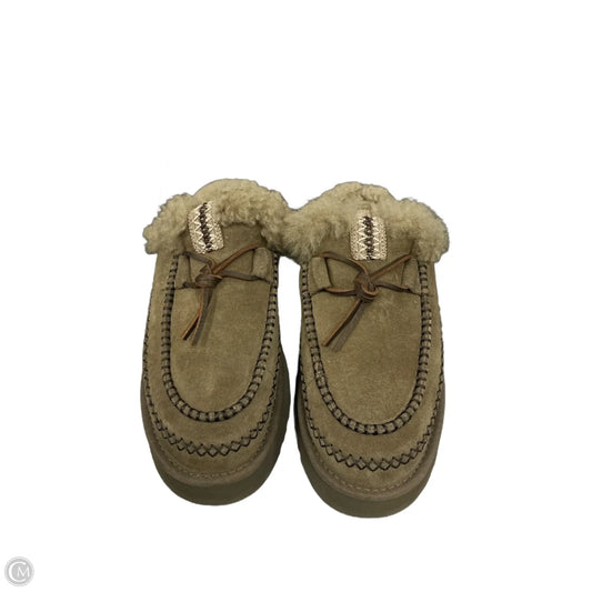 Slippers Designer By Ugg In Taupe, Size: 9