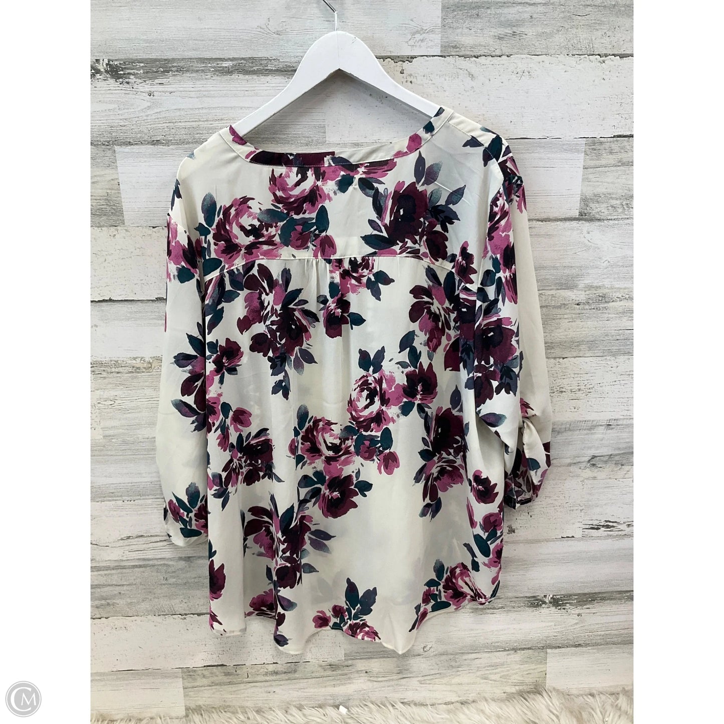 Top 3/4 Sleeve By Maurices In Cream, Size: 3x