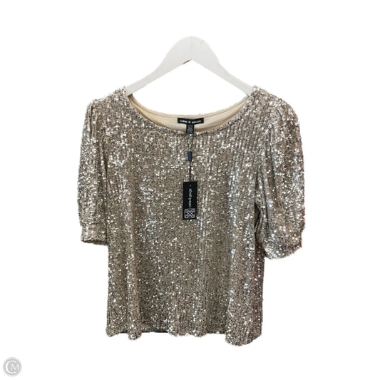Top Short Sleeve By Cable And Gauge In Silver, Size: M