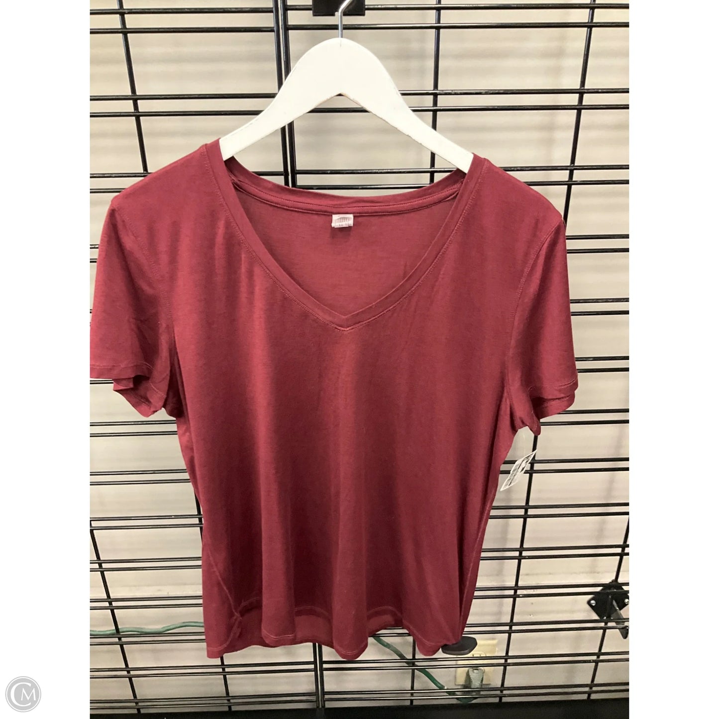 Athletic Top Short Sleeve By Clothes Mentor In Maroon, Size: L