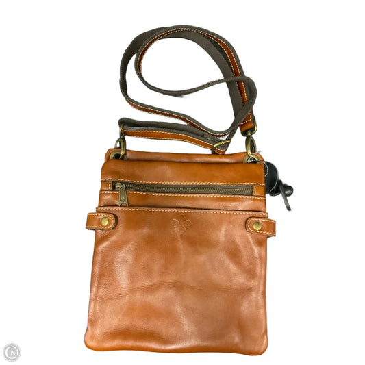 Crossbody Designer By Patricia Nash, Size: Medium