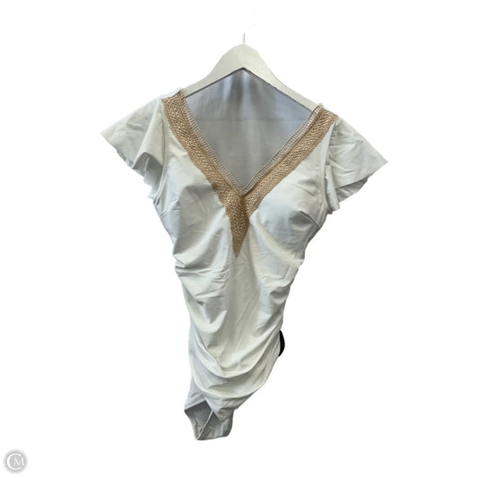 Swimsuit By Clothes Mentor In White, Size: M