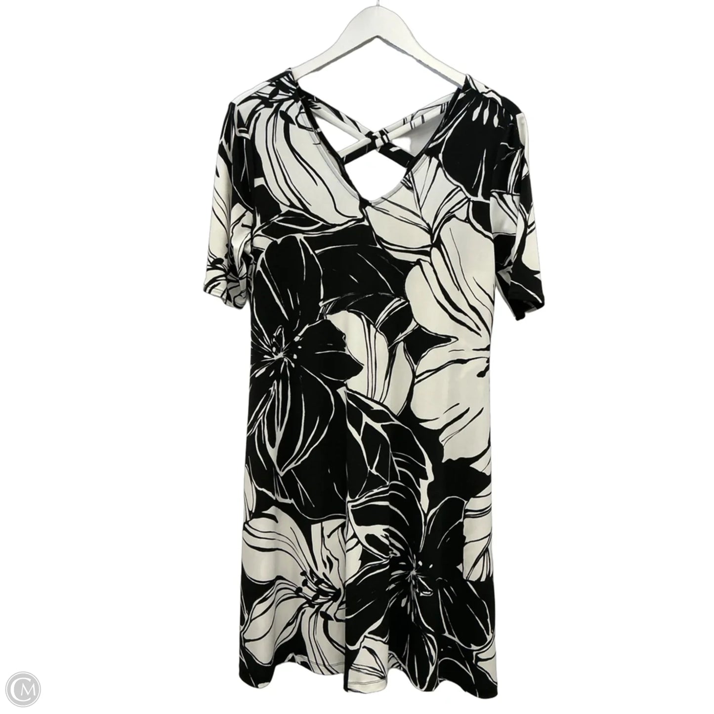 Dress Casual Short By Chicos In Black & White, Size: S