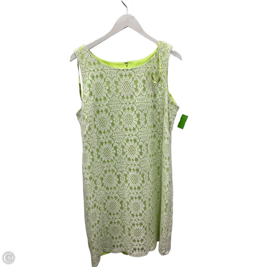 Dress Casual Short By Clothes Mentor In Green & White, Size: L