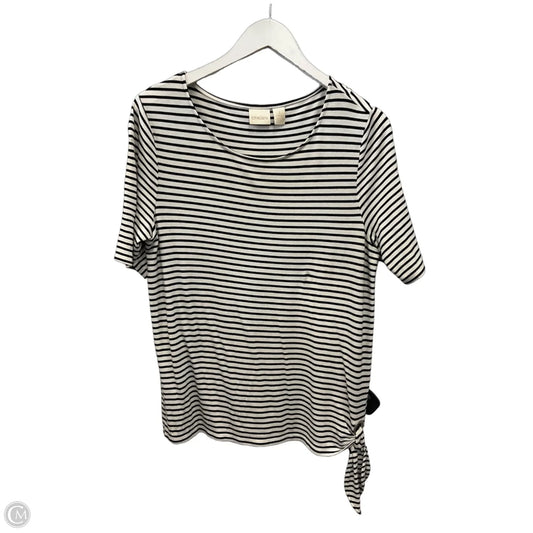 Top Short Sleeve By Chicos In Black, Size: M