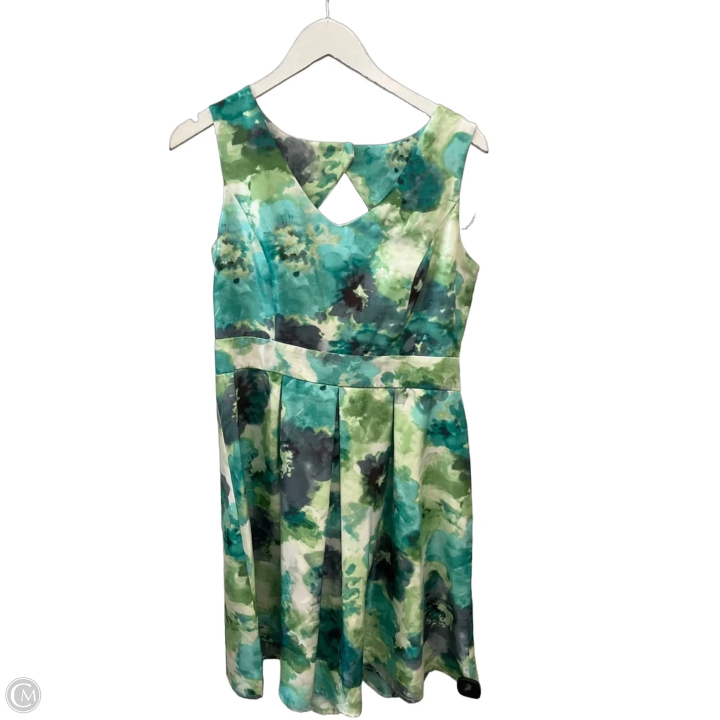 Dress Casual Short By Metaphor In Green, Size: M