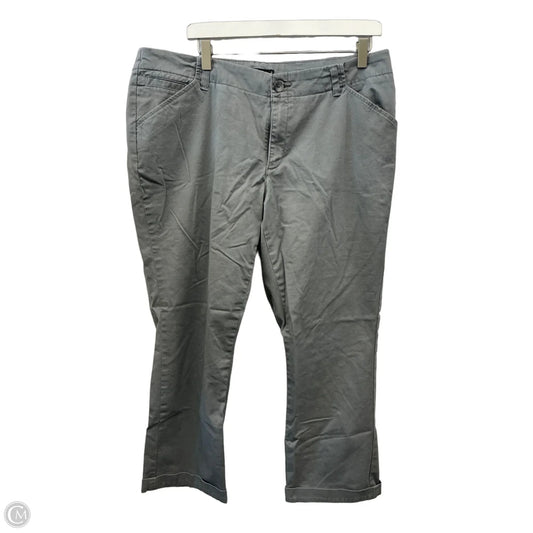 Capris By Lee In Grey, Size: 14