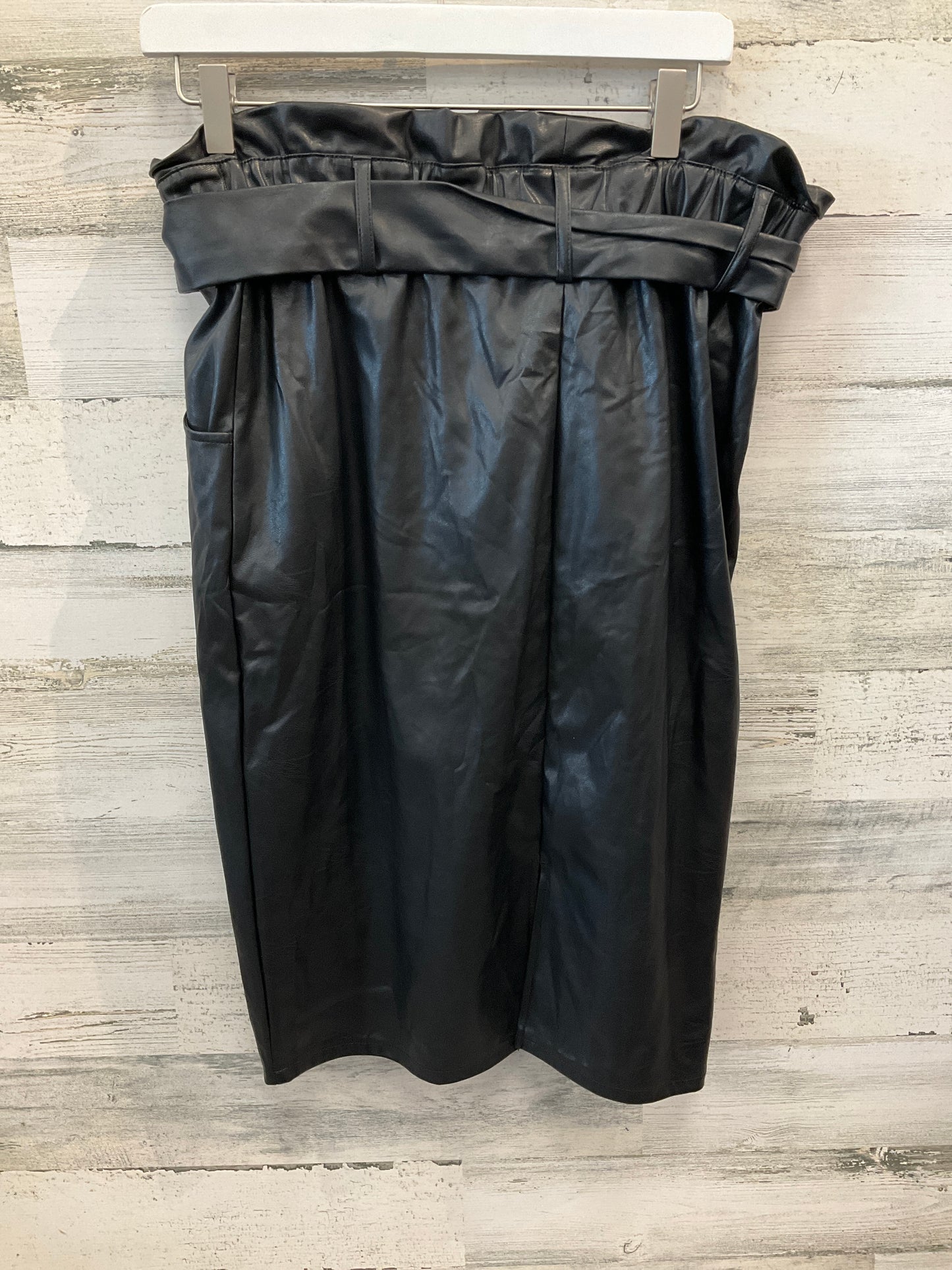 Skirt Mini & Short By Time And Tru In Black, Size: 4