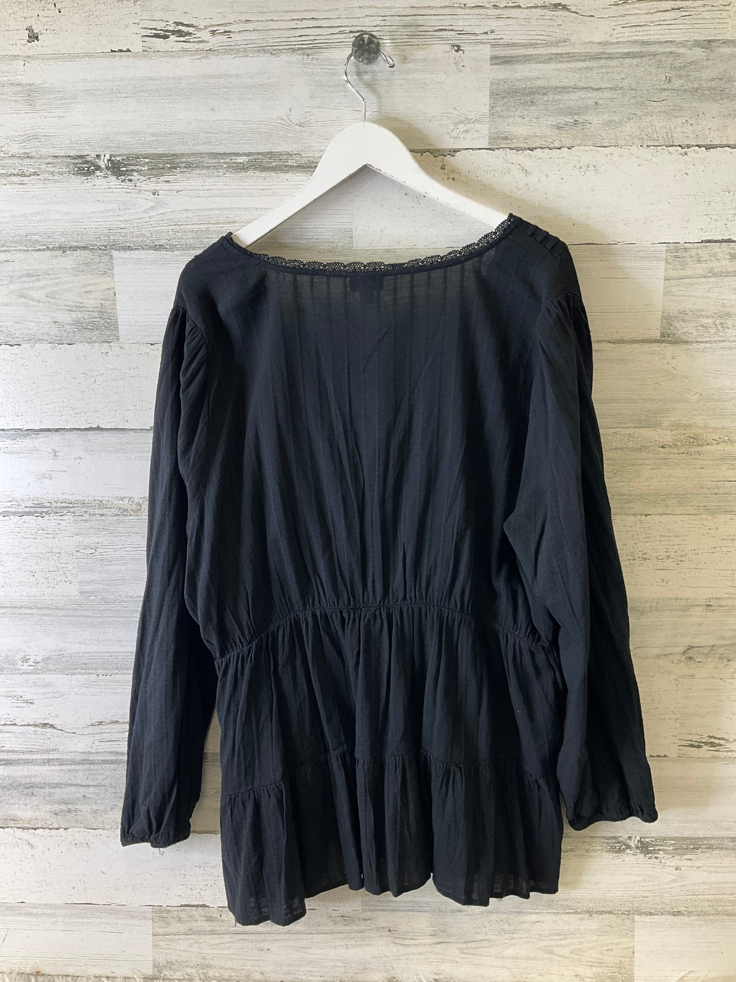 Top Long Sleeve By Torrid In Black, Size: 3x