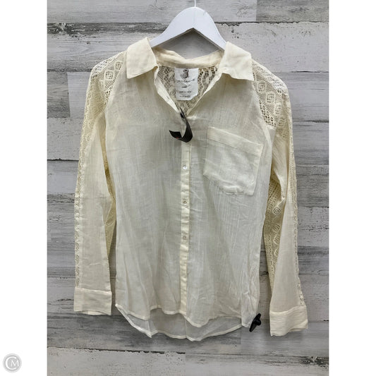 Top Long Sleeve By Clothes Mentor In Cream, Size: S
