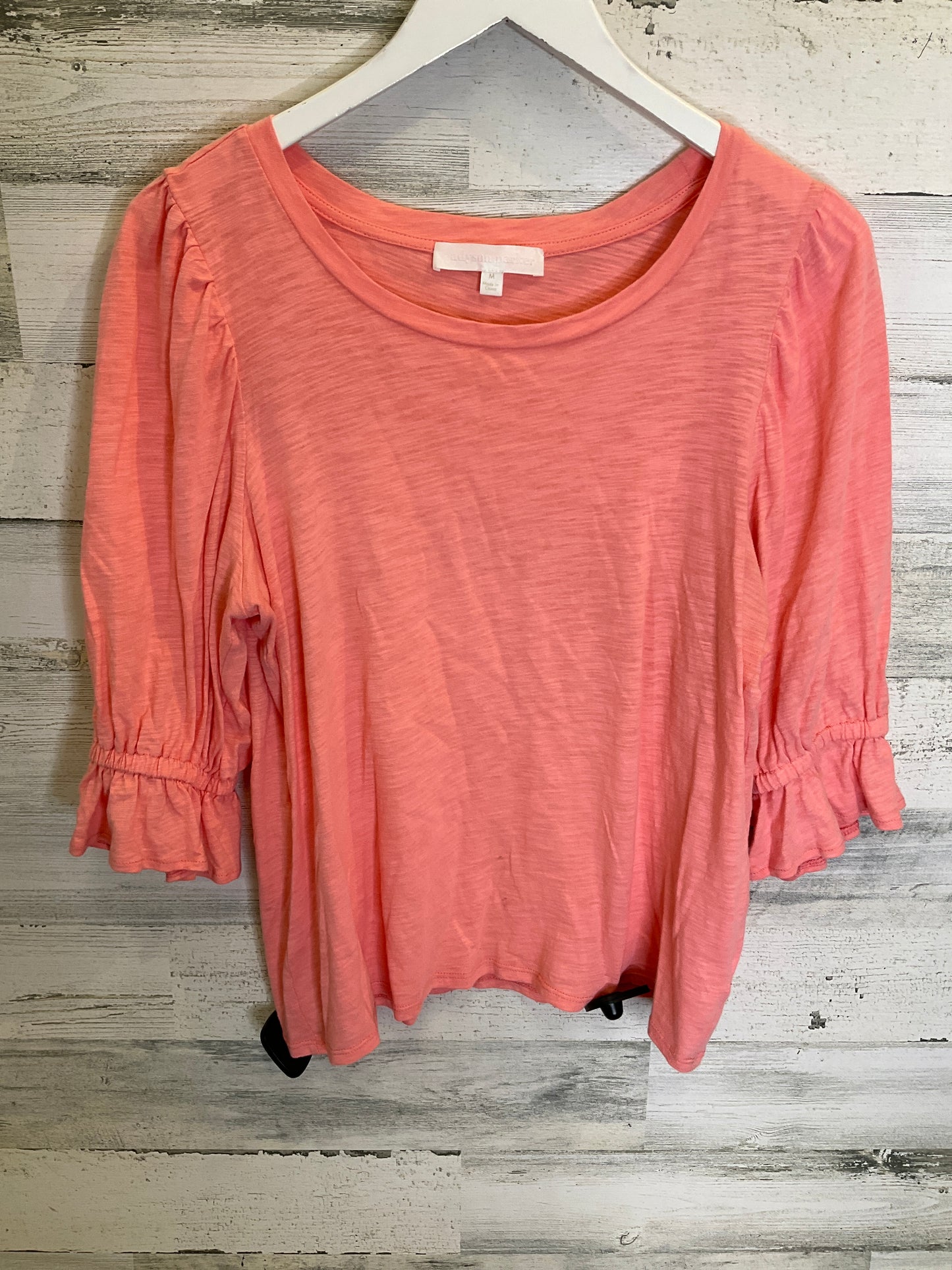 Peach Top Short Sleeve Clothes Mentor, Size M