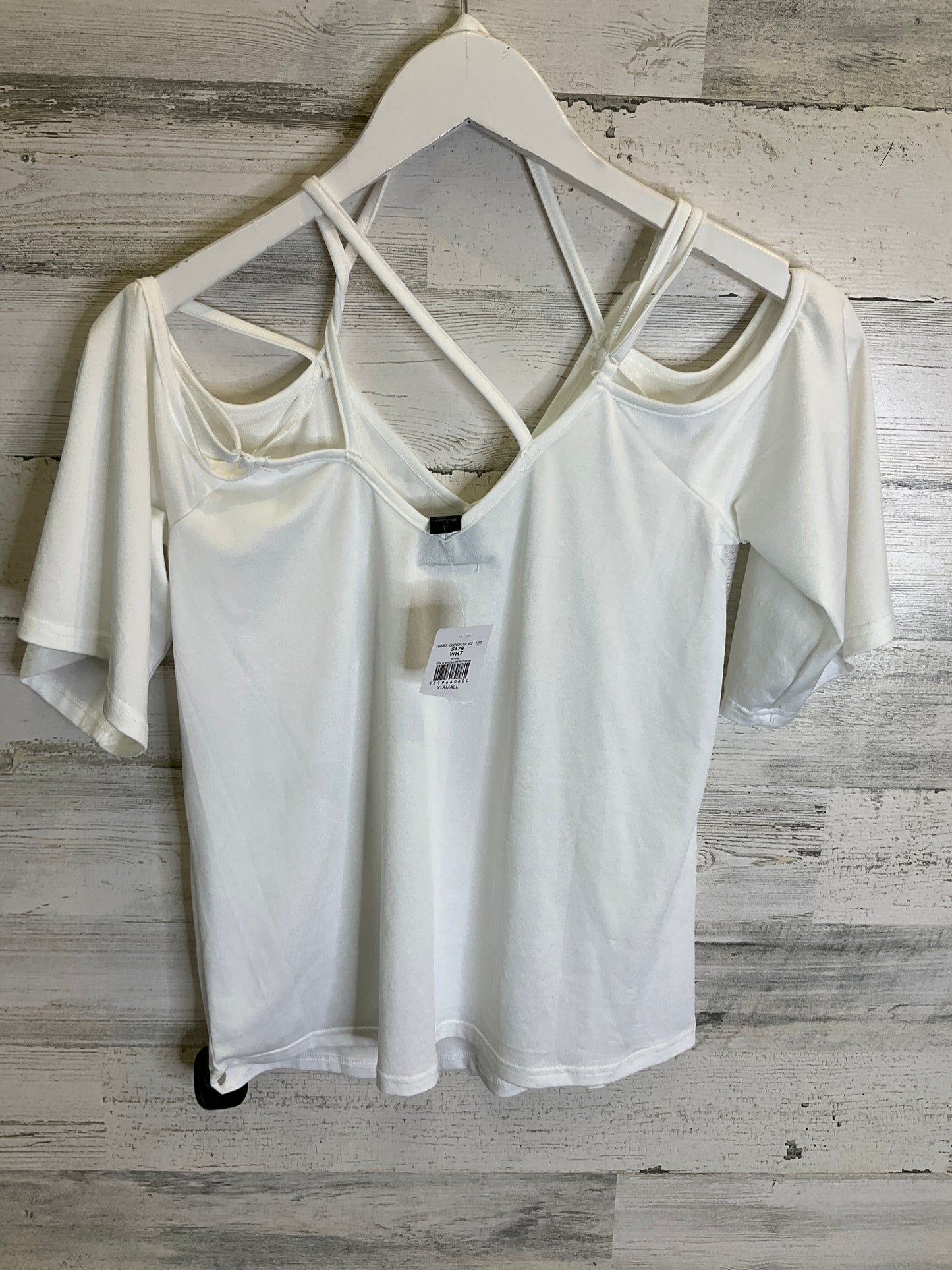 Top Short Sleeve By Daytrip In White, Size: Xs