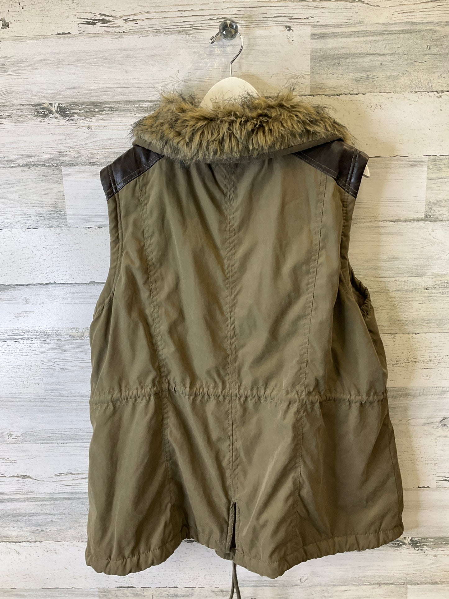 Vest Puffer & Quilted By Royalty In Green, Size: 2x