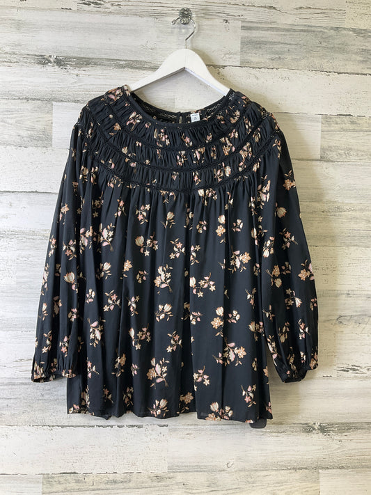 Top Long Sleeve By Old Navy In Black & Cream, Size: 3x