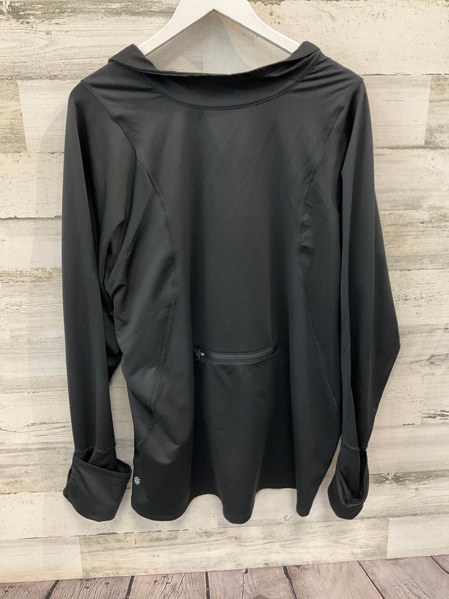 Athletic Top Long Sleeve Collar By Athleta In Black, Size: 3x