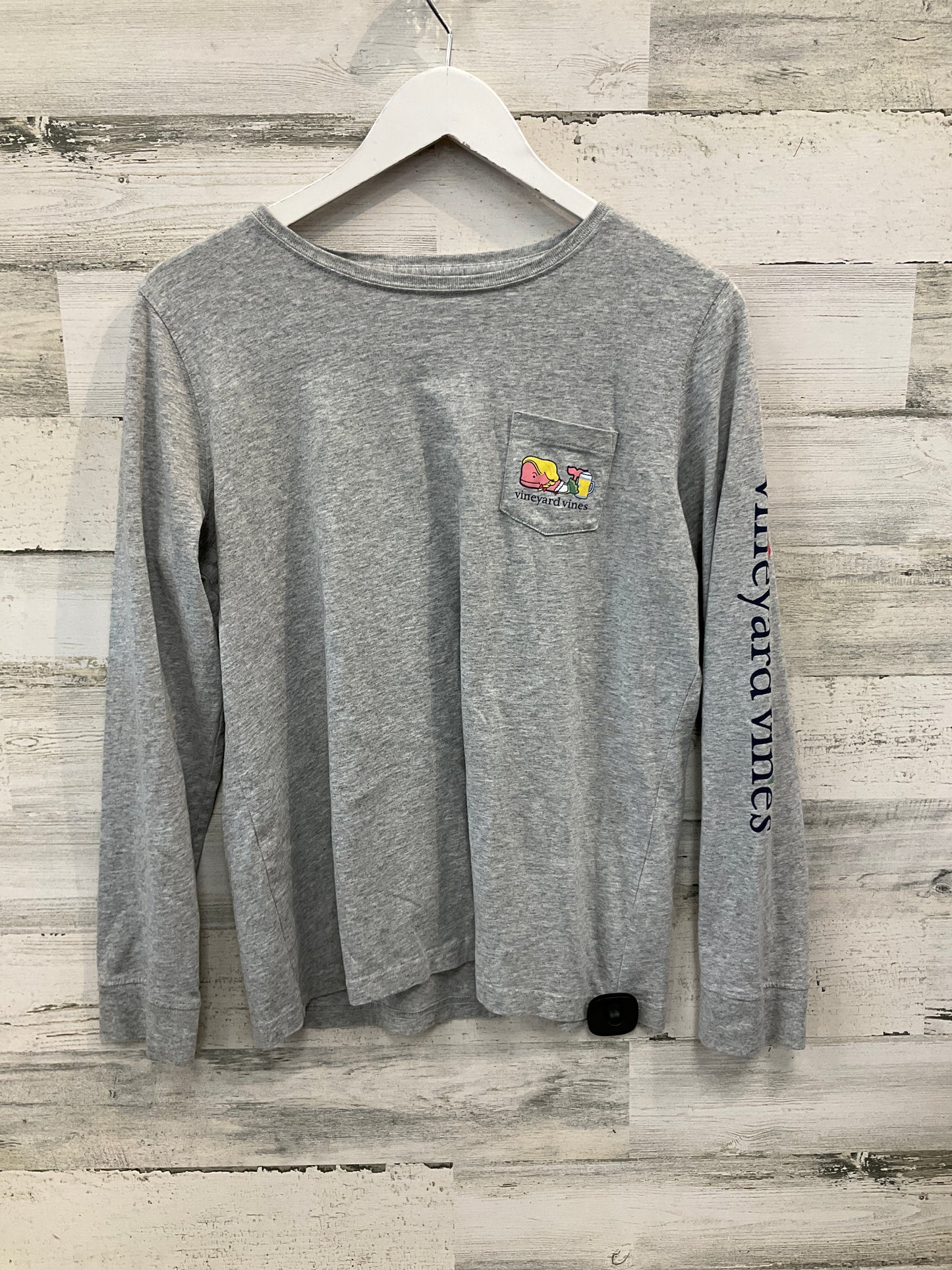 Top Long Sleeve By Vineyard Vines In Grey, Size: L