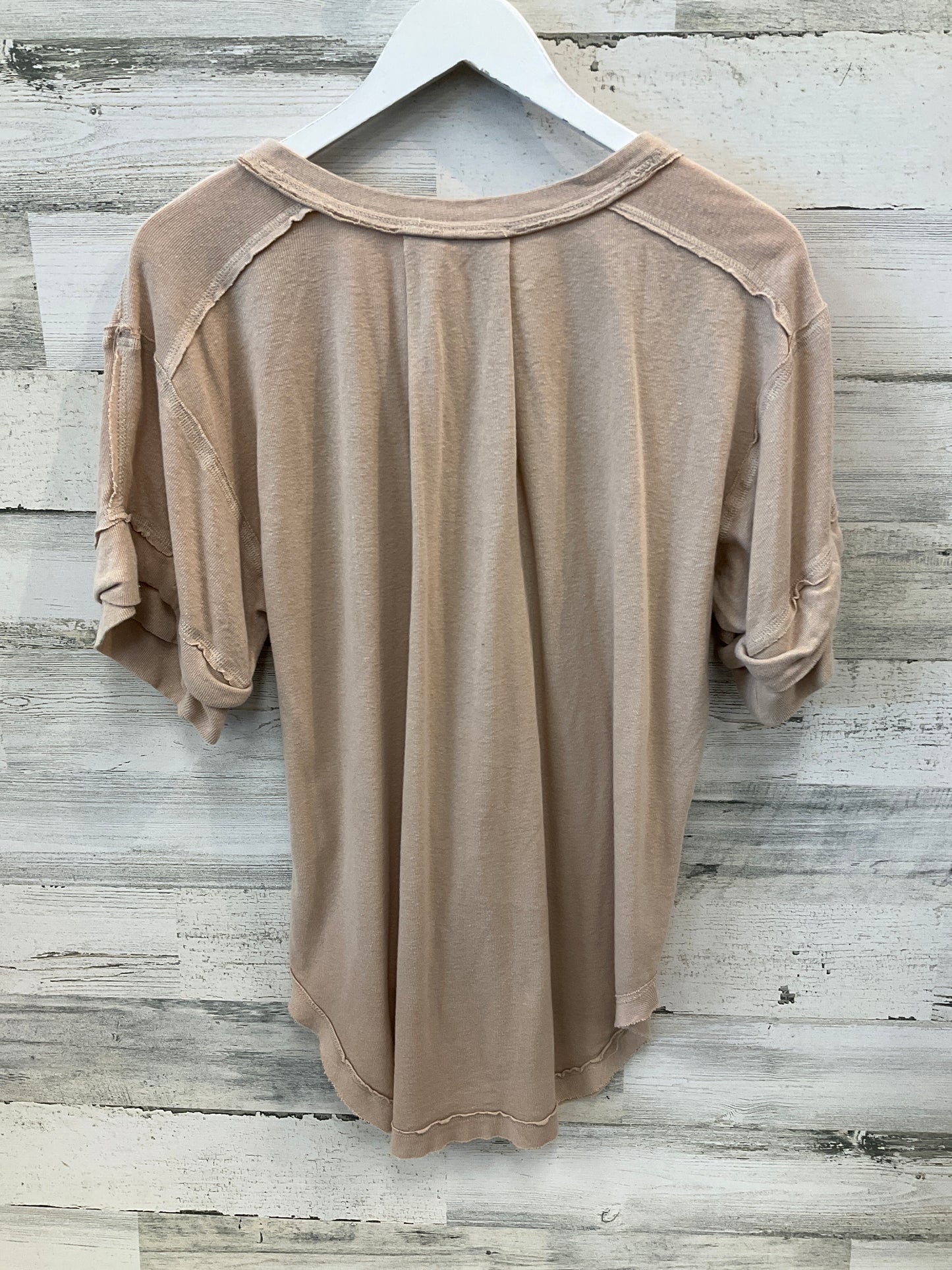 Top Short Sleeve By We The Free In Beige, Size: Xs