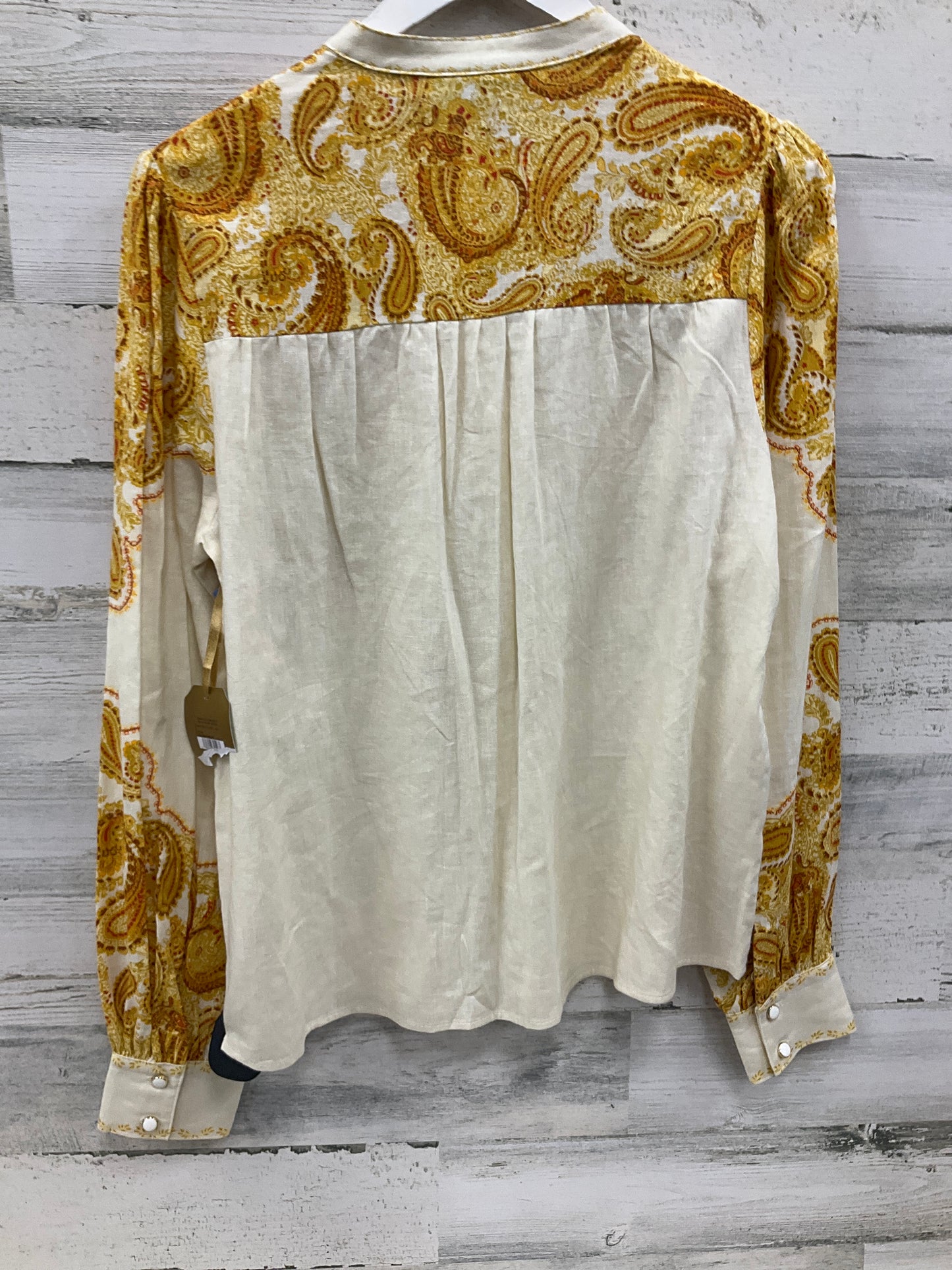 Top Long Sleeve By Clothes Mentor In Yellow, Size: M