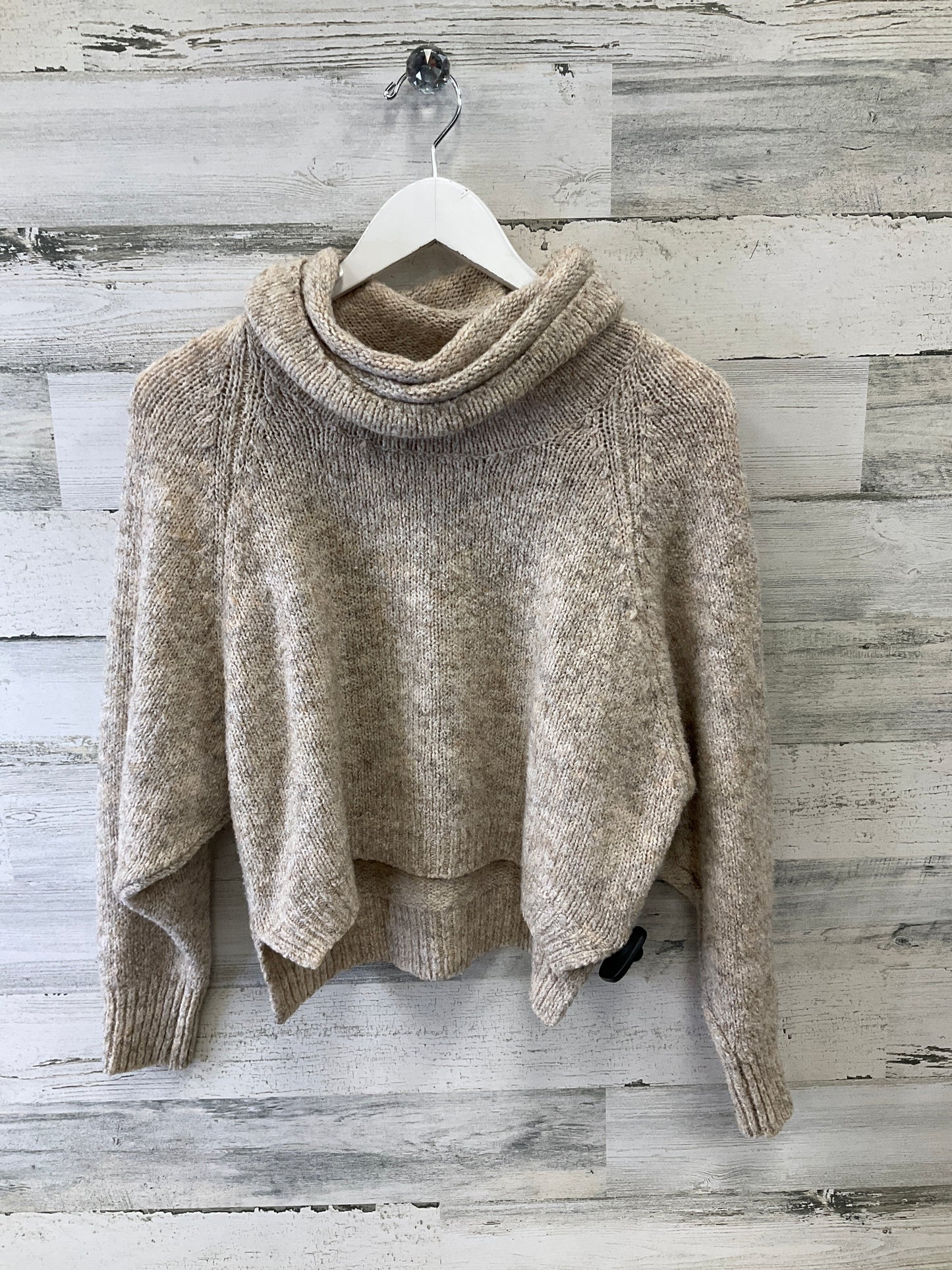 Sweater By Clothes Mentor In Tan, Size: Xs