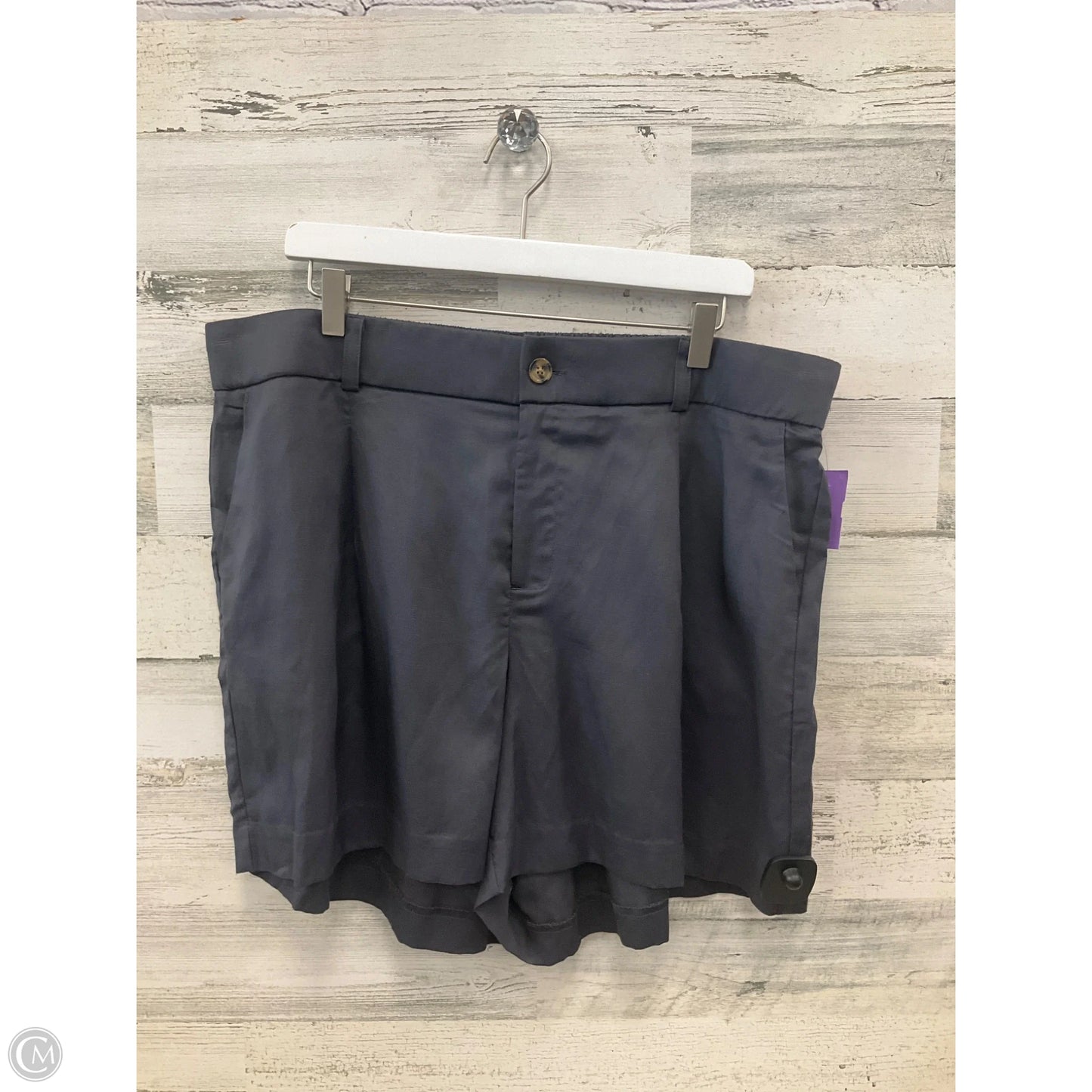 Shorts By Torrid In Grey, Size: 18