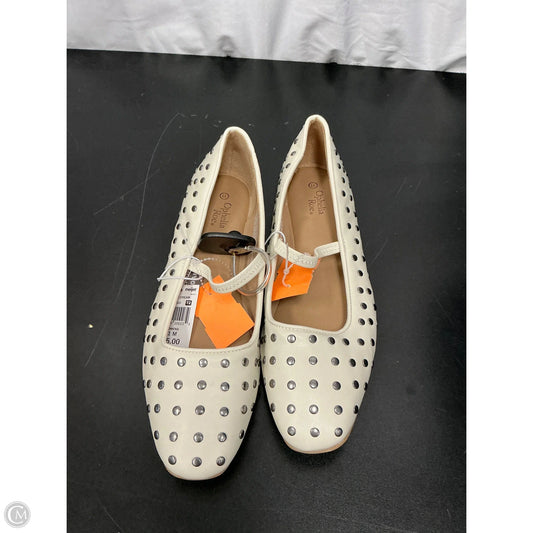 Shoes Flats By Ophelia Roe In White, Size: 11