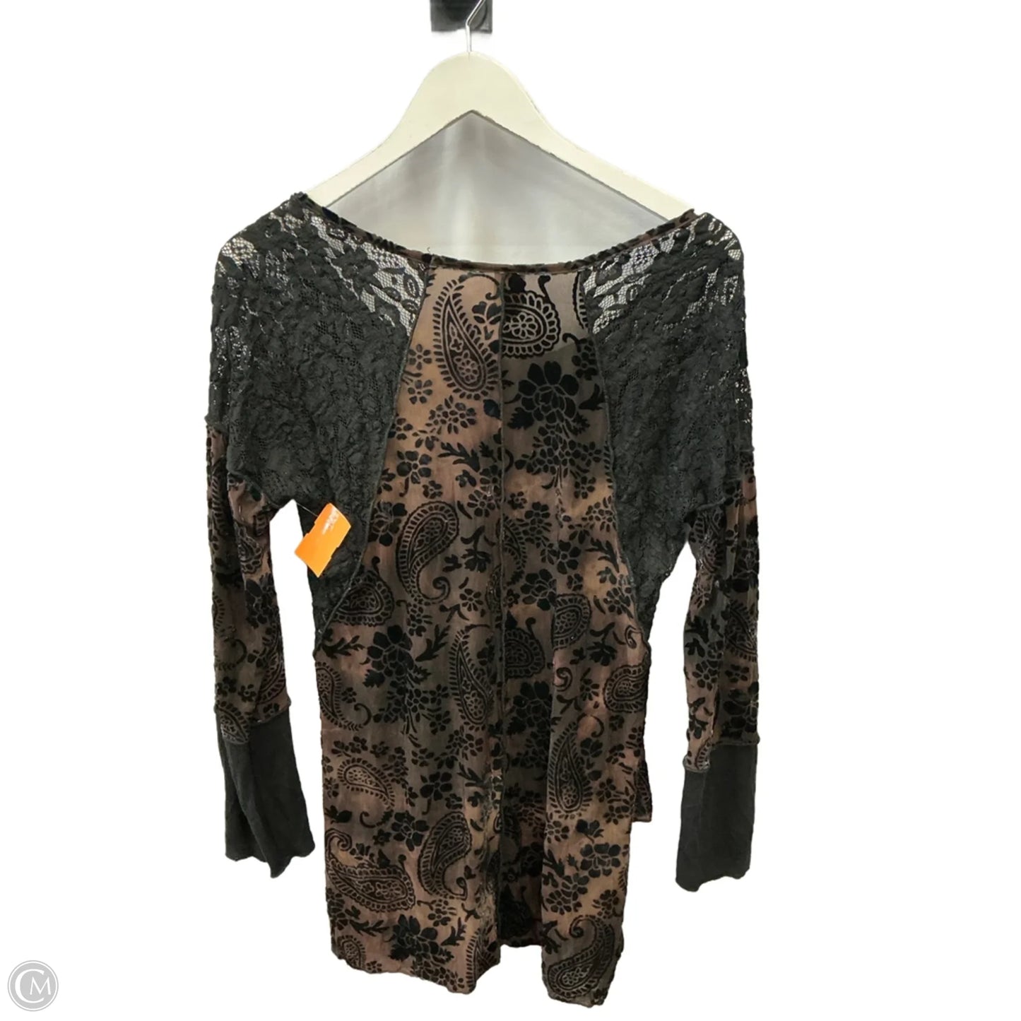 Top Long Sleeve By Clothes Mentor In Black, Size: L