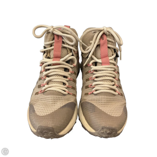 Shoes Hiking By Columbia In Beige, Size: 8