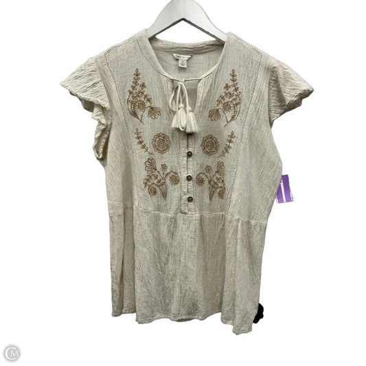 Top Short Sleeve By Cato In Beige, Size: S