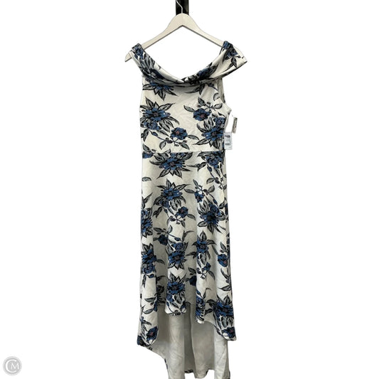 Dress Casual Maxi By Charlotte Russe In Blue & White, Size: M