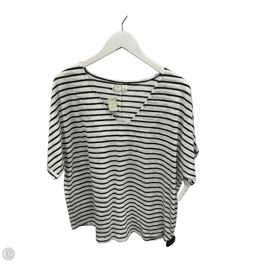 Top Short Sleeve By Maurices In Black & White, Size: L