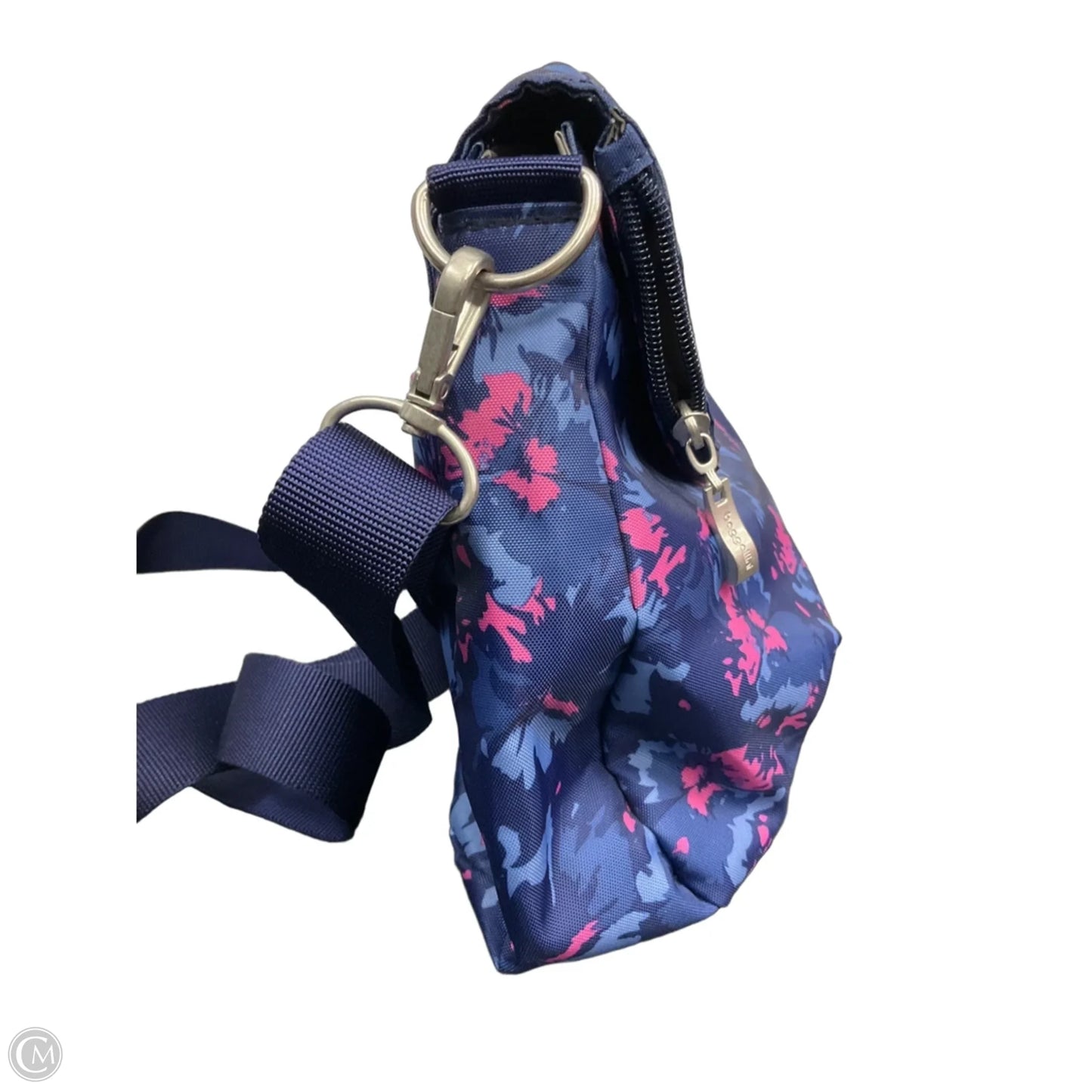 Crossbody By Baggallini, Size: Medium