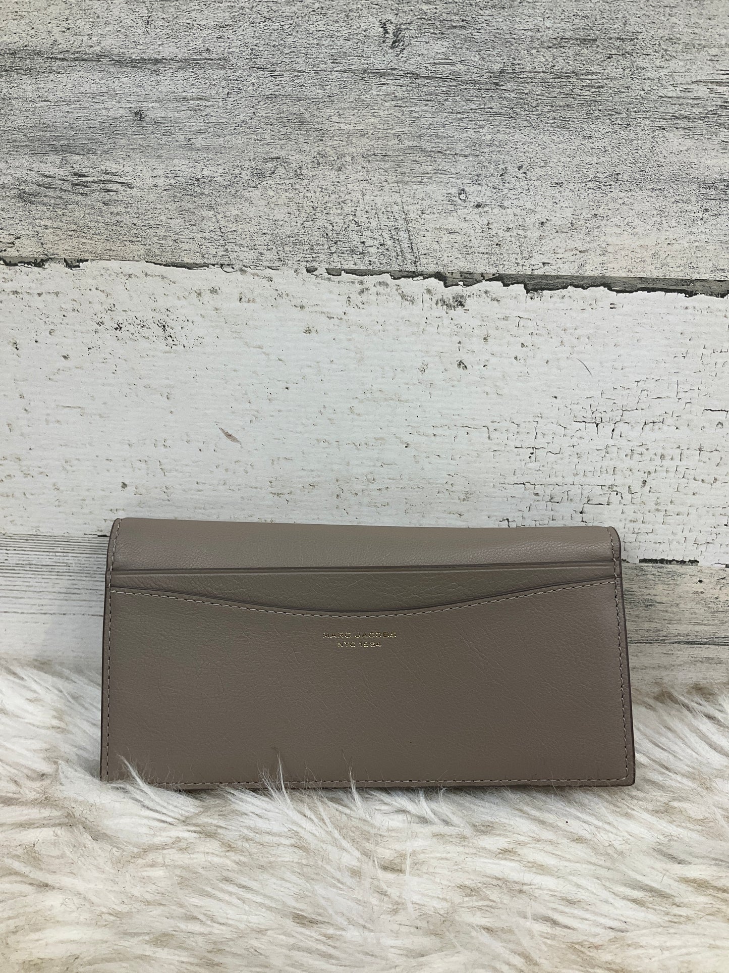 Wallet Designer By Marc Jacobs  Size: Medium