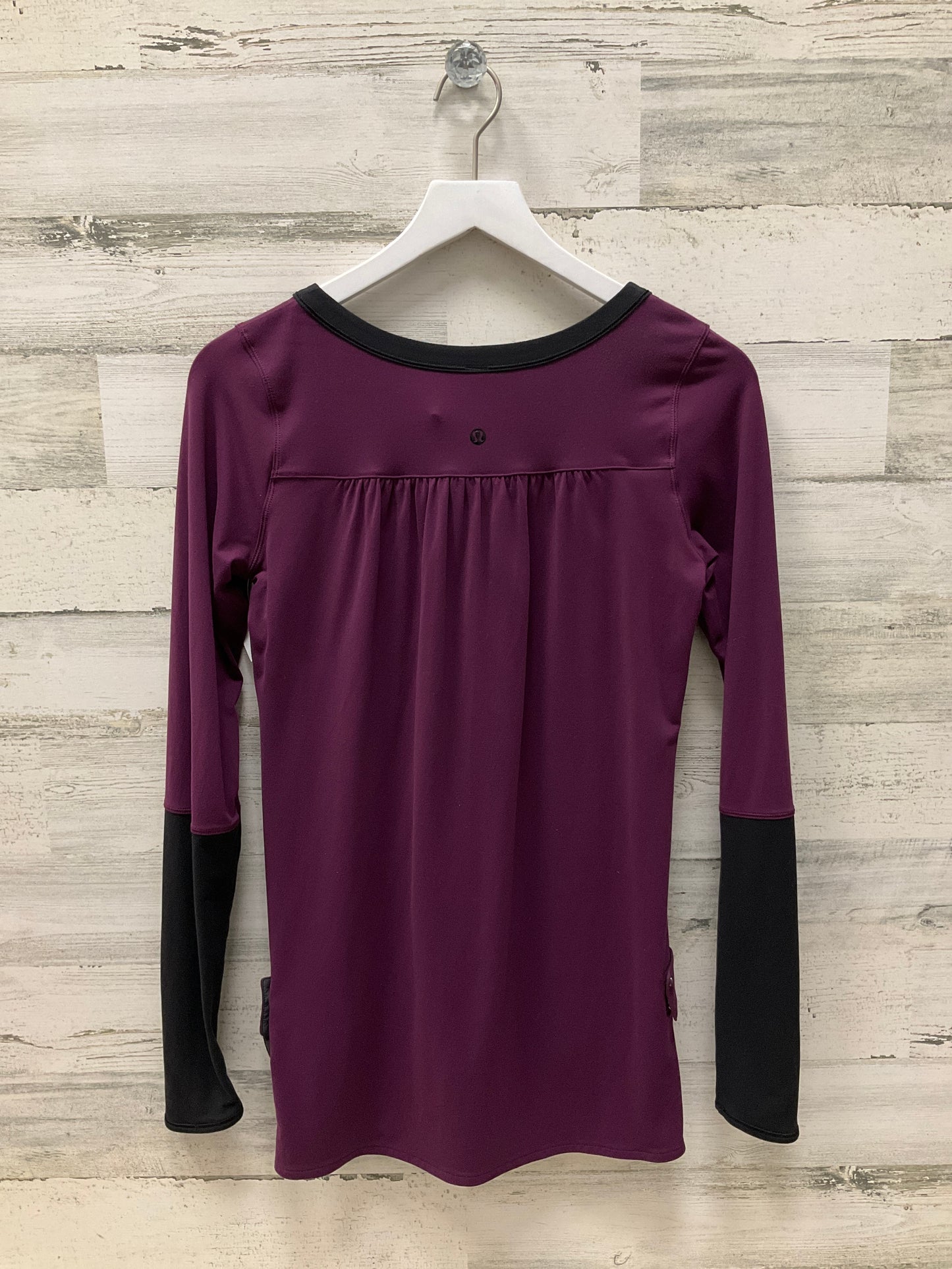 Top Long Sleeve By Lululemon  Size: S